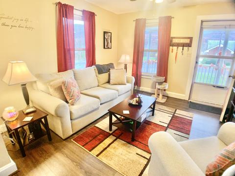 126 E Gordon St, Covington, VA 24426 photo 5