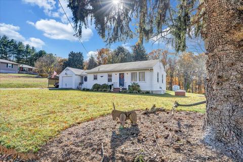 2955 Baker Dr, Vinton, VA 24179 photo 1