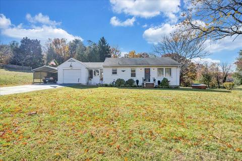 2955 Baker Dr, Vinton, VA 24179 photo 2