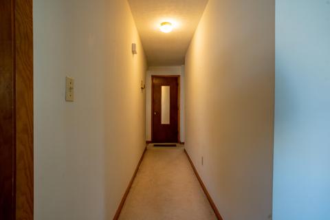 333 E Oak St, Covington, VA 24426 photo 6
