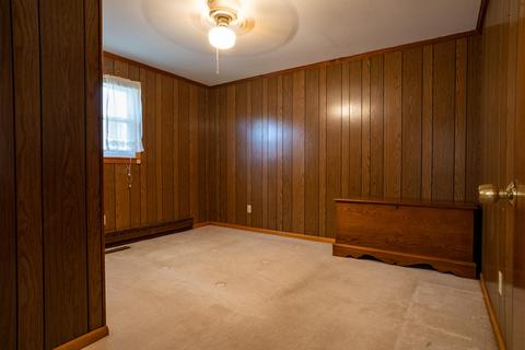333 E Oak St, Covington, VA 24426 photo 8