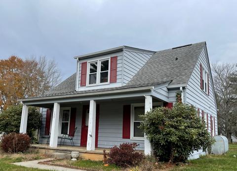 159 Hillcrest Dr NE, Floyd, VA 24091 photo 2