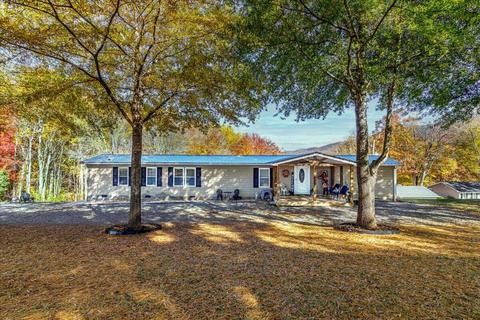 448 Lakeside Rd, Penhook, VA 24137 photo 6