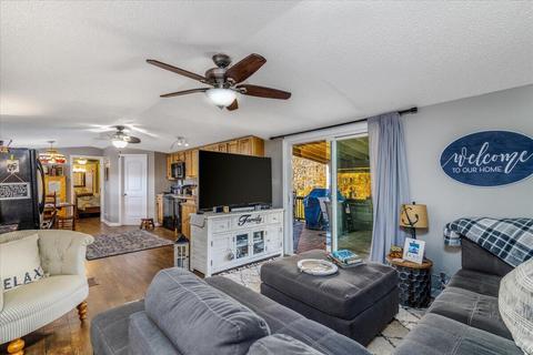 448 Lakeside Rd, Penhook, VA 24137 photo 4