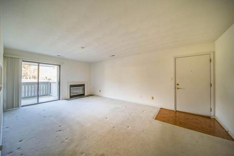 2425 Barnside Ct, Salem, VA 24153 photo 3