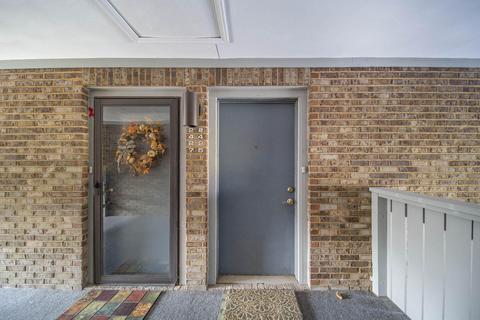 2425 Barnside Ct, Salem, VA 24153 photo 2
