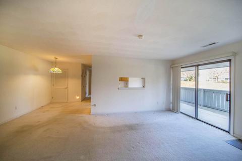 2425 Barnside Ct, Salem, VA 24153 photo 6
