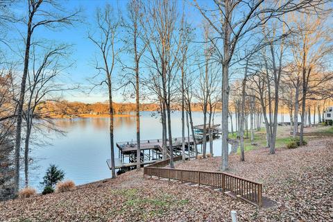 140 Windlass Pointe Dr, Moneta, VA 24121 photo 14
