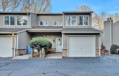 140 Windlass Pointe Dr, Moneta, VA 24121 photo 1