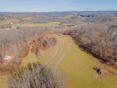 367 Cannadays Gap Rd NE, Floyd, VA 24091 photo 8
