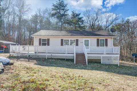 1072 Dearborn Rd, Evington, VA 24550 photo 1