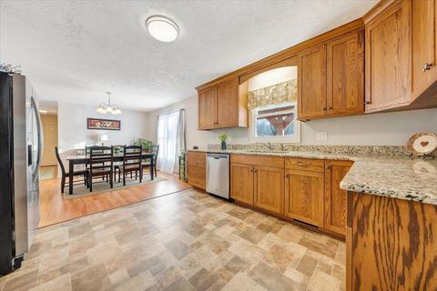 77 Hardbarger Rd, Buchanan, VA 24066 photo 6