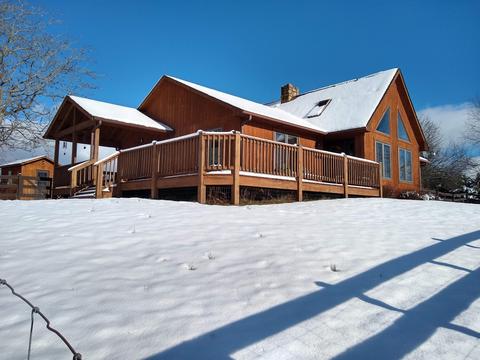 612 Cedar Ln, Buchanan, VA 24066 photo 6