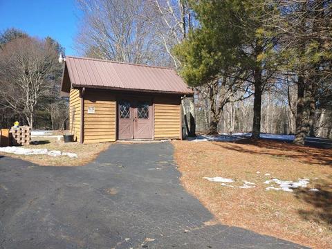 15 Fairlake Ln, Laurel Fork, VA 24352 photo 8