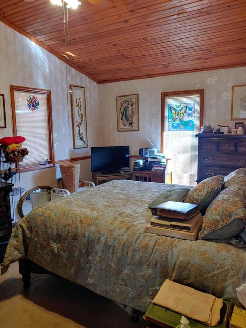 15 Fairlake Ln, Laurel Fork, VA 24352 photo 18