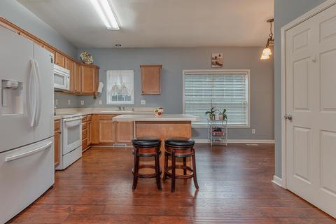115 Chenault St, Buchanan, VA 24066 photo 6
