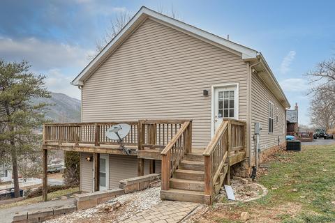 115 Chenault St, Buchanan, VA 24066 photo 47
