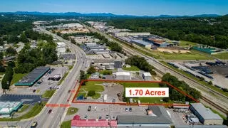 2730 W Main St, Salem, VA 24153