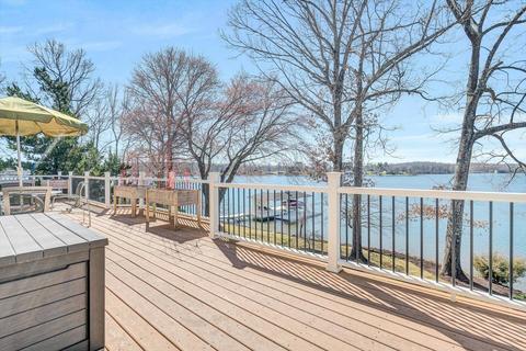 100 Bay Front Rd, Penhook, VA 24137 photo 18