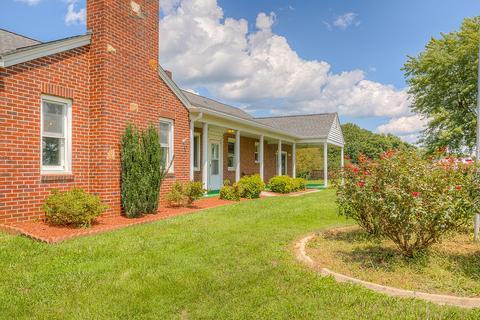 5540 Franklin St, Ferrum, VA 24088 photo 13
