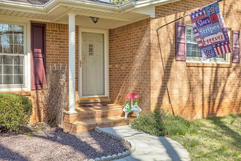 2775 Circle Creek Rd, Penhook, VA 24137 photo 5