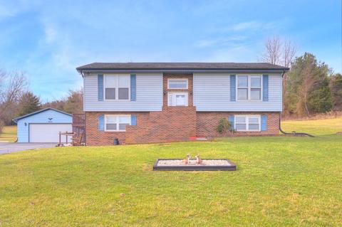 5013 Thornspring Rd, Pulaski, VA 24301 photo 2