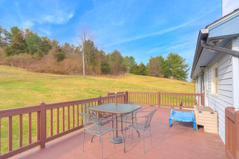 5013 Thornspring Rd, Pulaski, VA 24301 photo 32