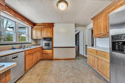 11625 Franklin St, Ferrum, VA 24088 photo 12
