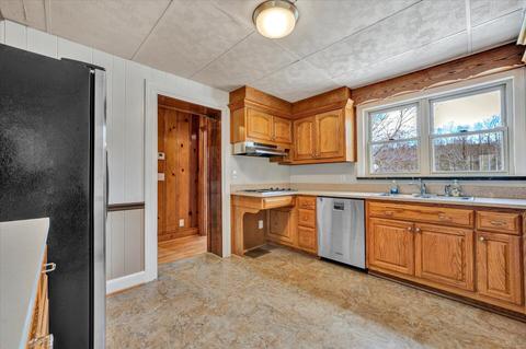 11625 Franklin St, Ferrum, VA 24088 photo 9