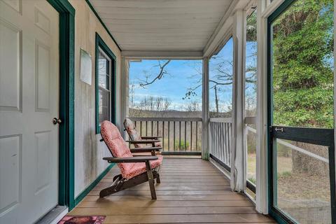 378 High St, Eagle Rock, VA 24085 photo 3