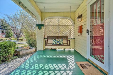1018 Howbert Ave SW, Roanoke, VA 24015 photo 3