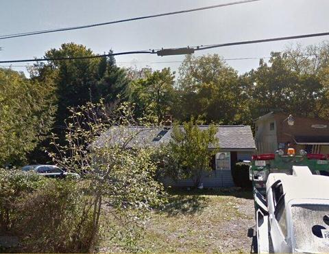 525 Tinker Ave, Vinton, VA 24179