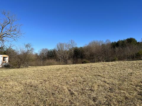 1644 Parrish Rd, Goodview, VA 24095 photo 1