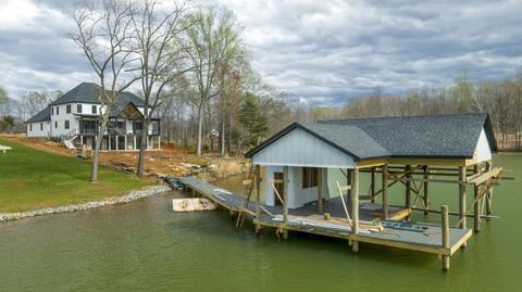 293 Big Cove Dr, Penhook, VA 24137 photo 4