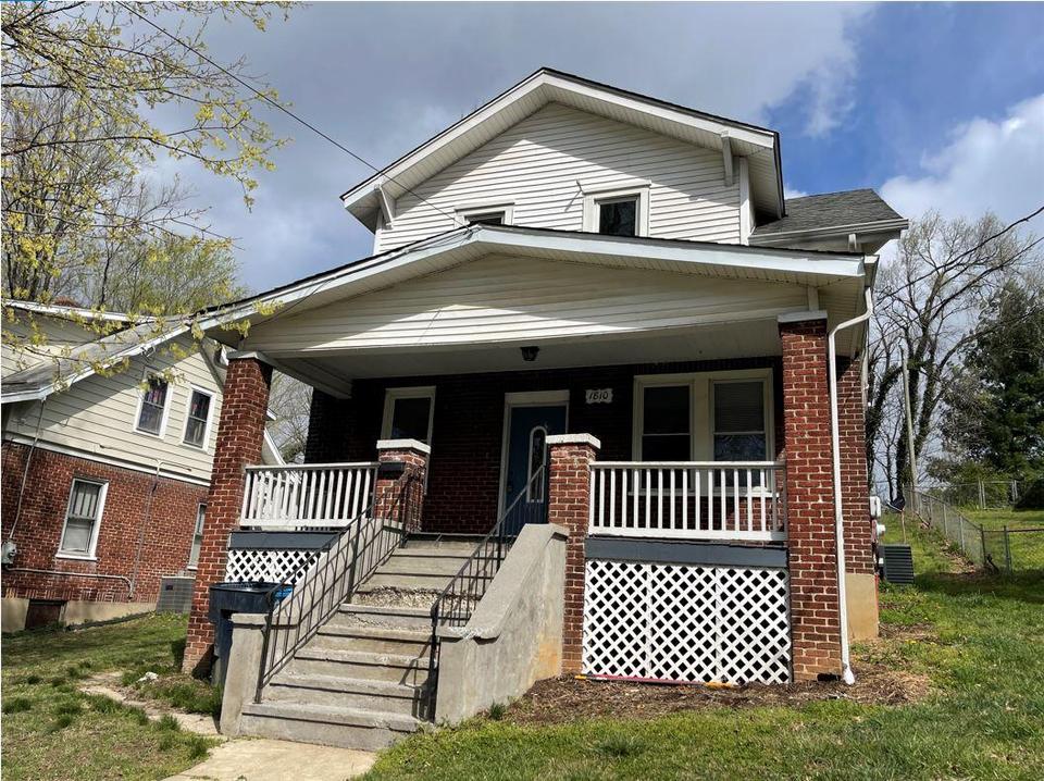 1810 Kenwood Blvd SE, Roanoke, VA 24013 1 photo MLS 888150 Movoto