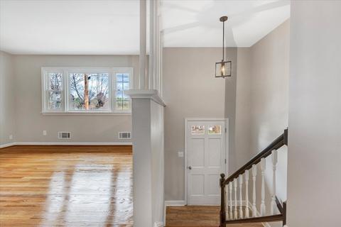 650 E Augusta Ave, Vinton, VA 24179 photo 3