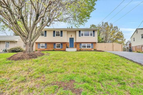 650 E Augusta Ave, Vinton, VA 24179 photo 1