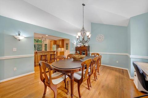 6696 Christopher Dr, Roanoke, VA 24018 photo 9