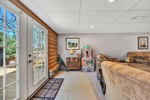 90 Chenault St, Buchanan, VA 24066 photo 28