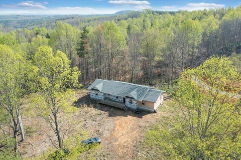 1381 Epperly Mill Rd SW, Floyd, VA 24091 photo 1