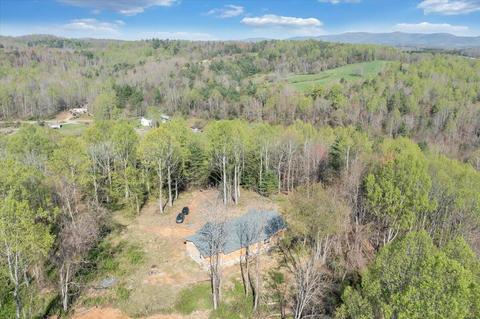 1381 Epperly Mill Rd SW, Floyd, VA 24091 photo 4