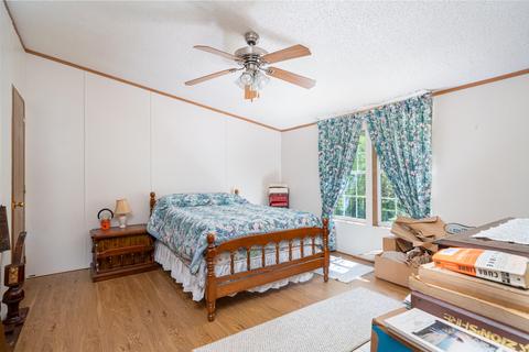 64 Hemlock Ln, Buchanan, VA 24066 photo 12