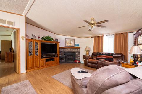 64 Hemlock Ln, Buchanan, VA 24066 photo 8