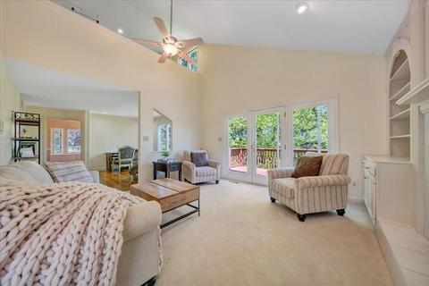 5586 Highfields Rd, Roanoke, VA 24018 photo 3