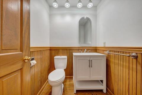 5586 Highfields Rd, Roanoke, VA 24018 photo 9