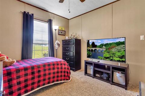 207 Oakridge Dr, Thaxton, VA 24174 photo 19