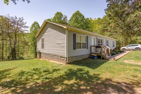 207 Oakridge Dr, Thaxton, VA 24174 photo 3