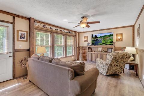207 Oakridge Dr, Thaxton, VA 24174 photo 16