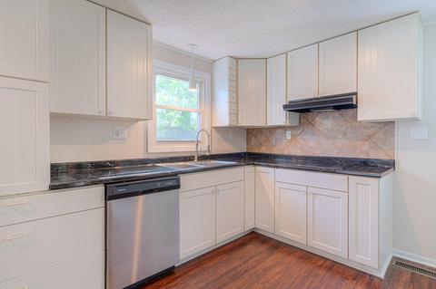 5216 Colonial Dr, Dublin, VA 24084 photo 10