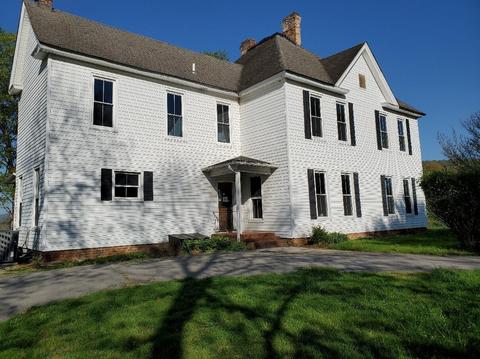 17749 Main St, Buchanan, VA 24066 photo 4